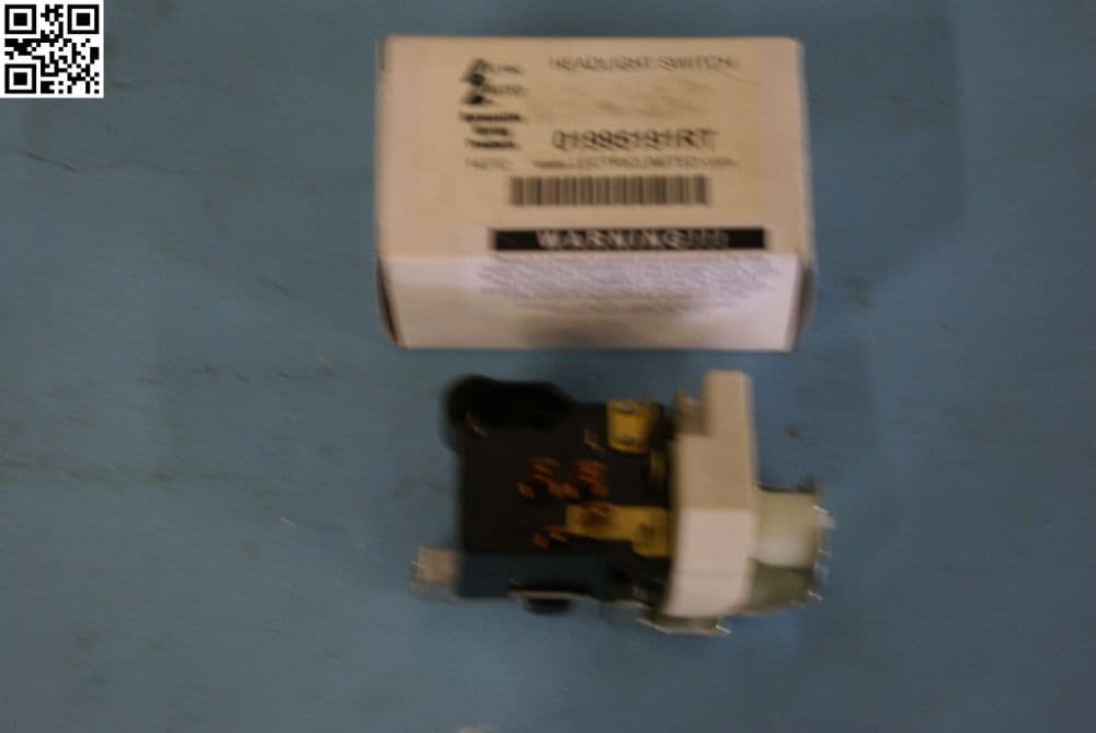 19741977 Corvette C3 Headlight Switch New Box C