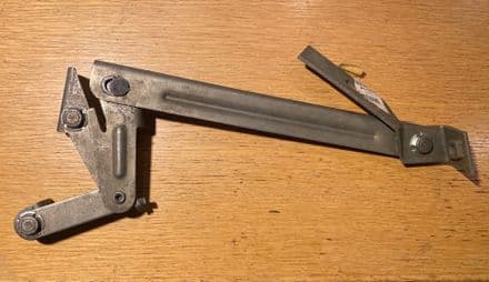 1977-1982 gm 461086 NOS NCRS "LMPC" STRUT SUPPORT STAY hood bonnet