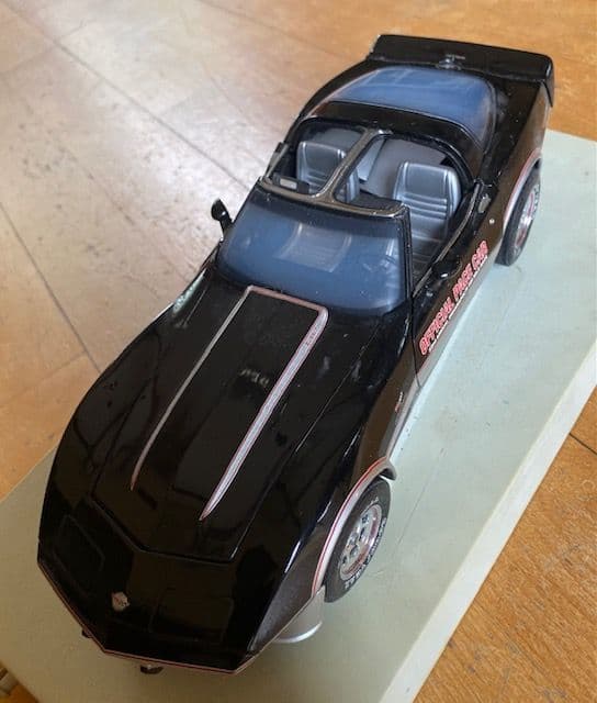 ミニカー UT models Chevrolet Corvette Pace Car Chevrolet Corvette 1978 Indy 500 Pace Car UT Models Diecast 1/18 1