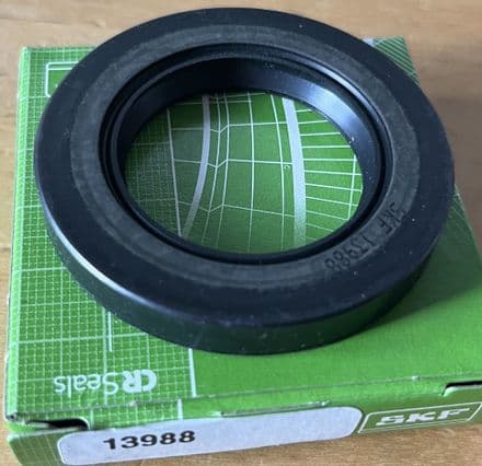 1980-82 C3 Corvette, Aluminium DANA Differential Side Seal 13988 new