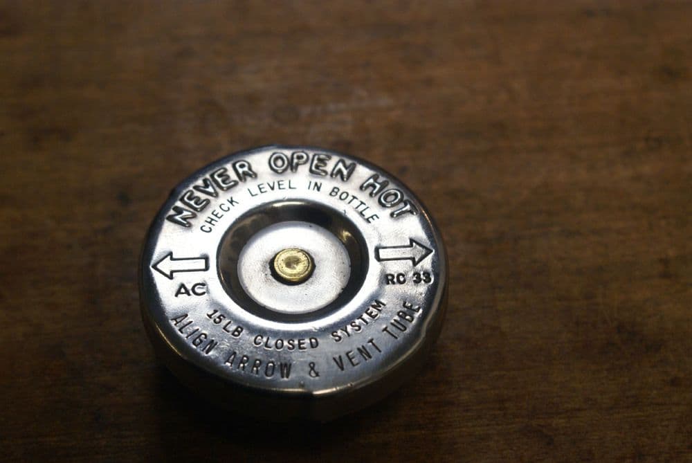 Rc33 radiator cap Clearance