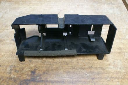 1984-1989,Mid Dash Fuse/Relay Housing,GM 14062512,Used