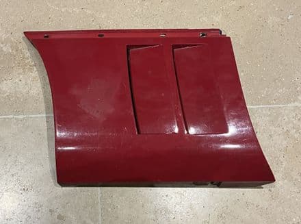 1984-1990 C4 , GM14104009 LH Front Fender Louver PANEL, dk red damaged front flange