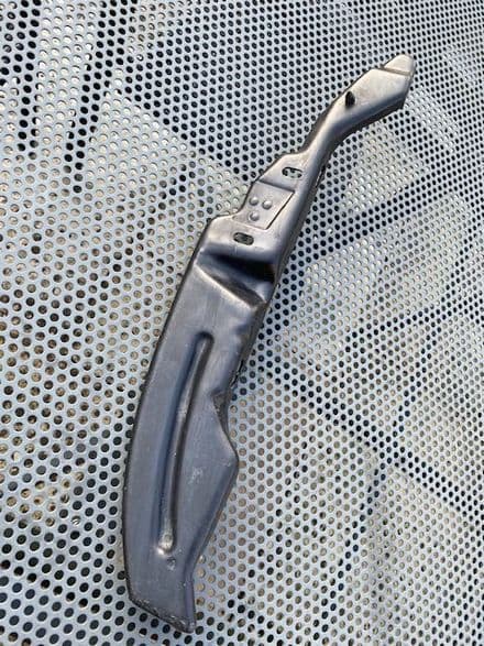 1984-1996 C4 Corvette, REINFORCEMENT front RH fender, hood close at firewall ,GM 14043026 used OK