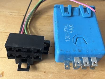 1984-1996 C4 Corvette seat belt chime and alarm module GM, 10037041 used (1)