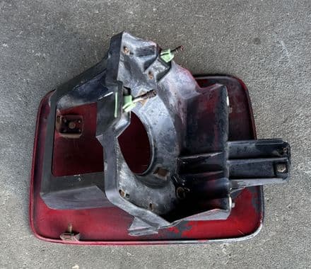 1984-1996 C4 GM16500353 LH H/L Housing & GM14104081 LID used