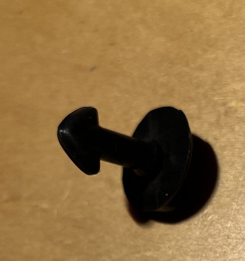 1984-1996 Corvette C4 Fuse Block Access Screw  TWIST LOCK   new