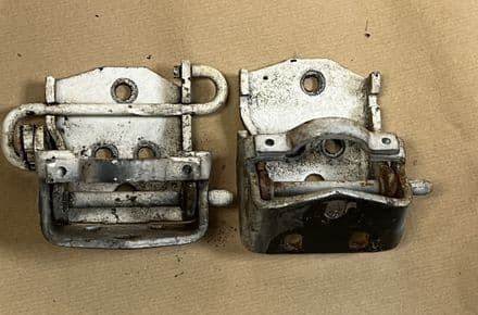 1984 - 1996 Corvette C4 PAIR Upper & Lower Door Hinge Pair GM Original used