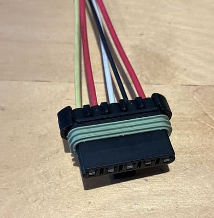 1984-2013 Corvette & GM 5-WAY female WEATHERPAC connector , NEW