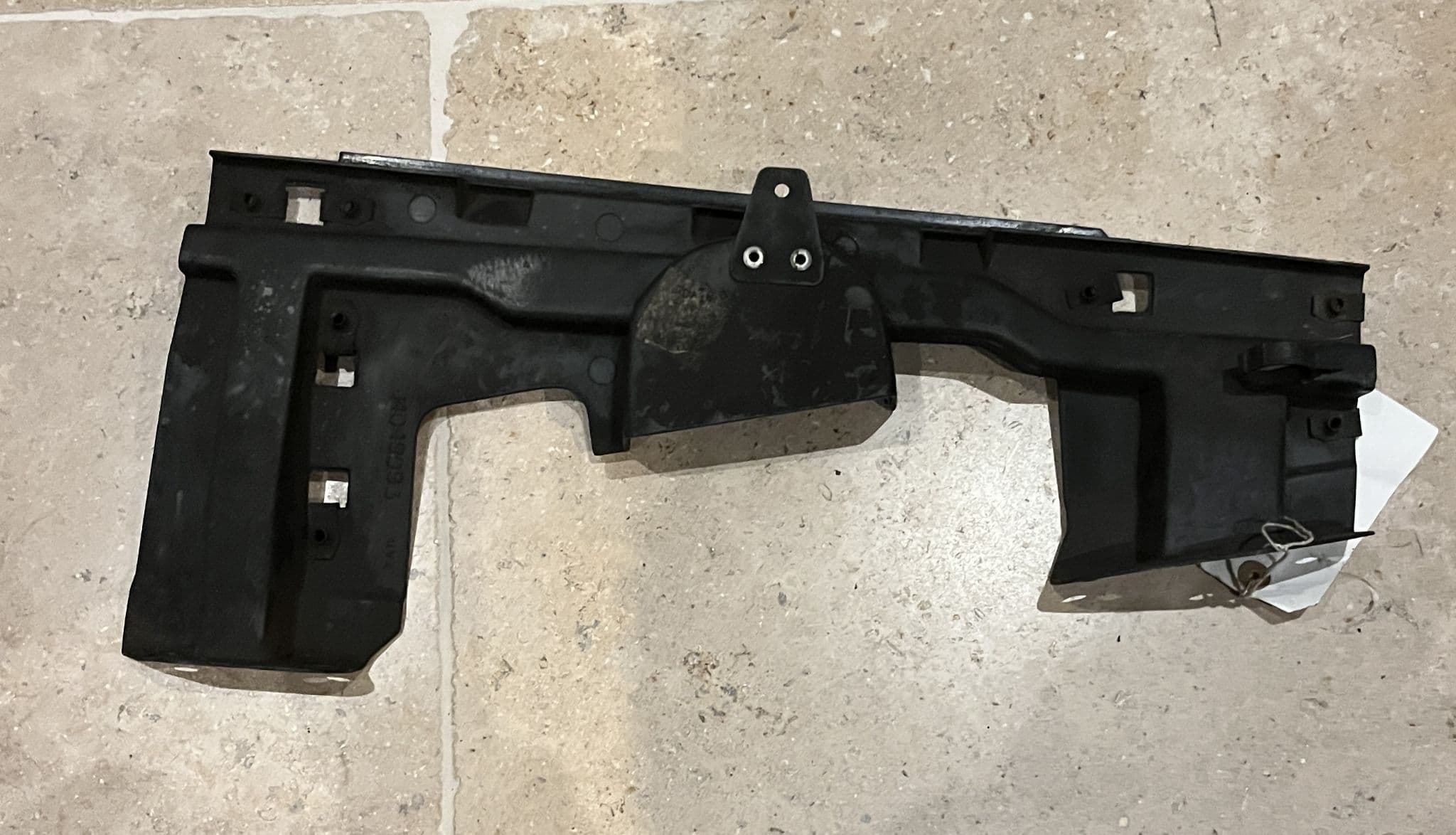 1984 -87 C4 GM 14049093 wheelhouse Inner Arch Centre Panel Used