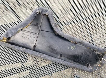 1984-90 GM 10085976 RH lower HUSH PANEL with lap cooler Used