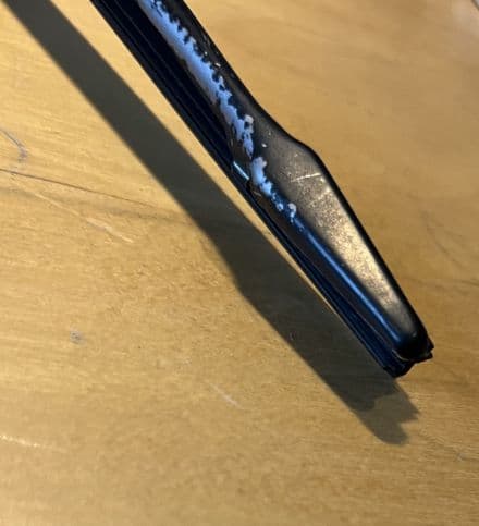 1984-93 NCRS -correct 'SPEAR' Wiper BLADE 19" GM 10135947 used