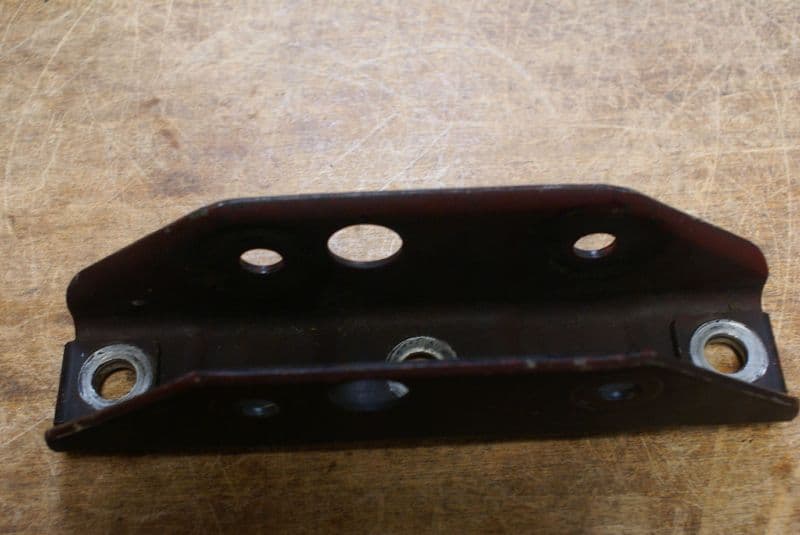 1984-96 C4 Corvette,Rear Wheel Spindle Control Rod Bracket,GM 10181209,Used