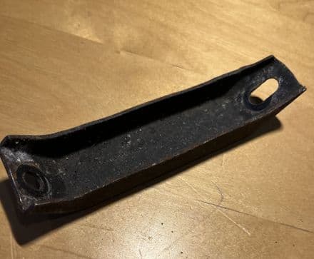 1984-96 C4 Hood 155m x33mm 90 degree bumper reinforcement bracket