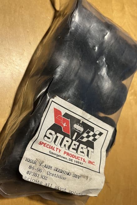 1984 -96 C4 Rear Trailing arm POLY BUSH SET inc sleeves Dogbones