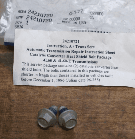 1984-96 Catalytic Converter Heat Shield Replacement Bolts,GM 24210720/24210721,New