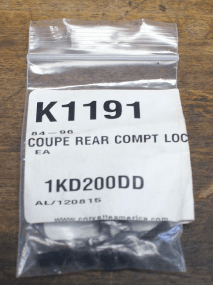 1984-96 Rear Compartment Lock Screws (Coupe) (4pc),CA K1191