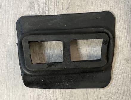 1984 C4 Corvette,Hood to Crossfire Air Intake Seal Gasket,GM 14046756,Used