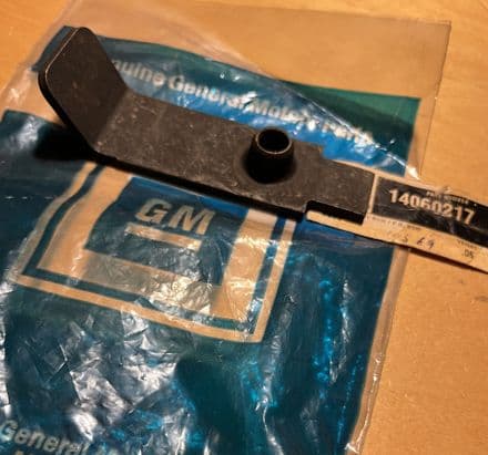 1985-1991 C4 GM 14060217 door lock striker NUT PLATE New