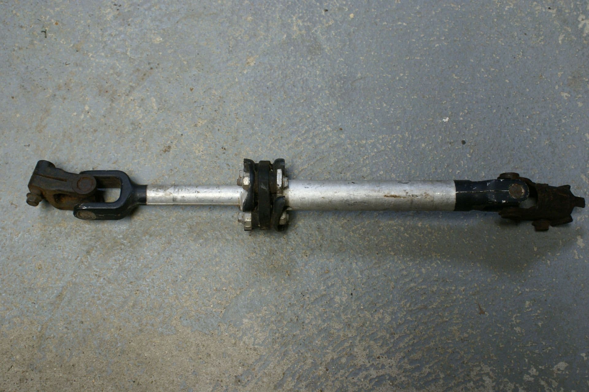 198590 C4 Corvette Steering Shaft W/U joints & Couplings Aluminium Used