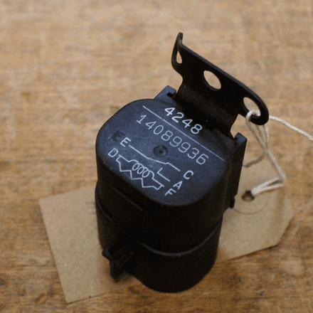 1987-94 MAF, Cooling fan etc Relay, GM 14089936, tested Used