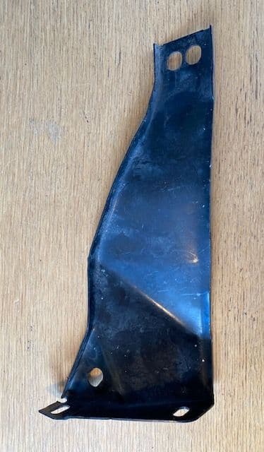 1988-1996 C4 Corvette, GM 14104036 Front RH Wheelhouse Bumper Support, Used VG