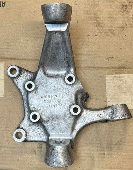 1988-90 C4 Corvette,Front LH left Suspension Spindle Knuckle, GM 14105147,Use