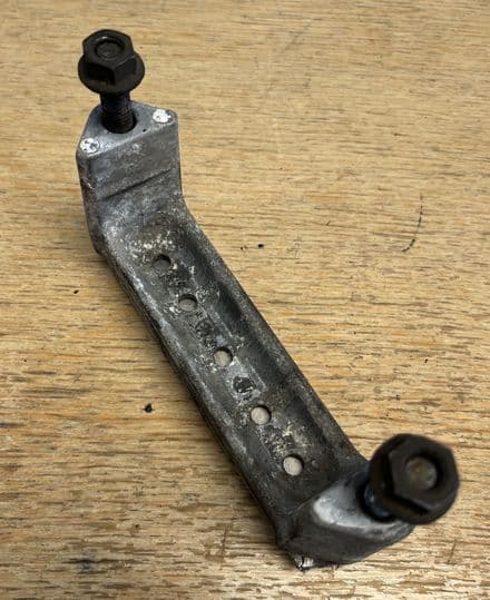 1988-96 C4 , GM 10052283 Fr monoleaf Bracket, Shims & Bolts Used