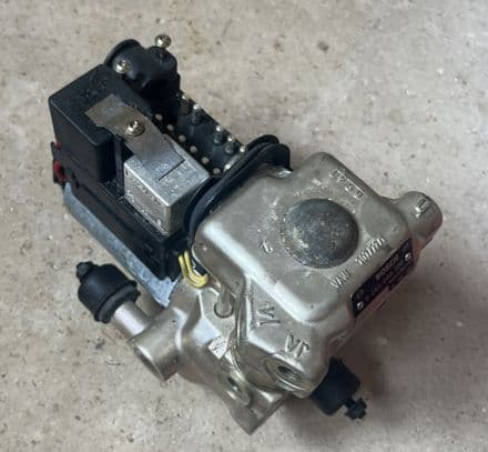 1989 C4 ,ABS PUMP Assembly,Bosch 0 265 200 020,Used not tested
