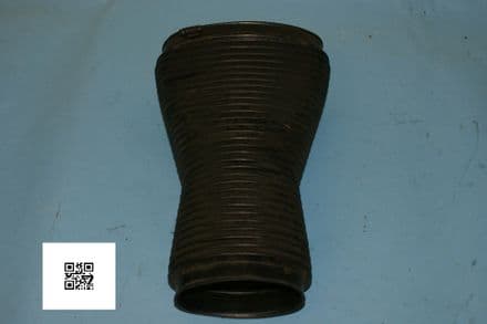 1990-1991 Corvette C4 Air Intake to Throttle Body Duct, 10108444, Used Good