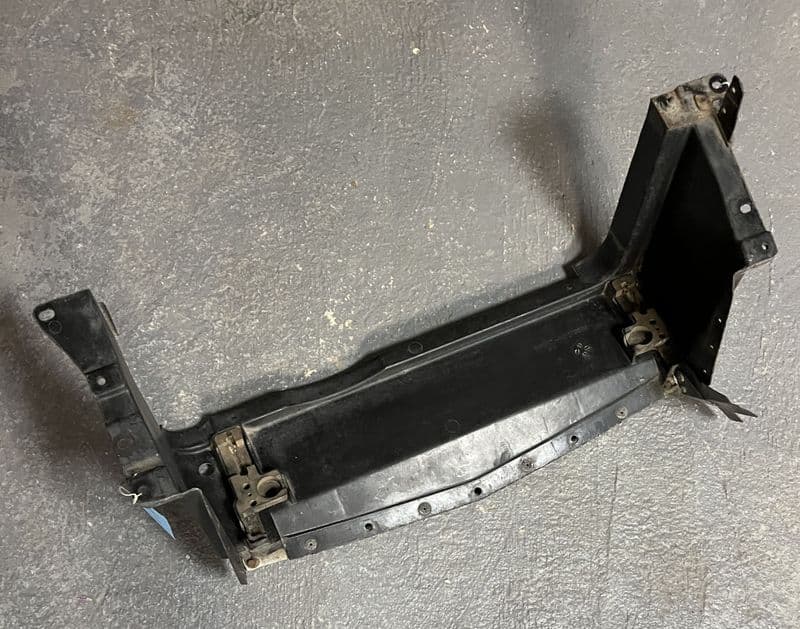 1990-1996 GM10219096 C4 Radiator Lower Support Used Fair