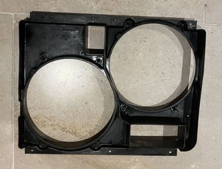 1990-96 Radiator SHROUD fan SUPPORT GM 10157958 ,Used