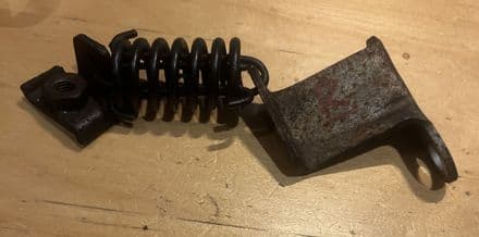 1992 -96 C4 Corvette Rear Exhaust Spring Hanger Right Side GM10258672 rare used