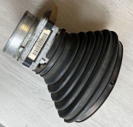 1994-96 Mass Air Flow Sensor & Duct, GM 25099265,Used