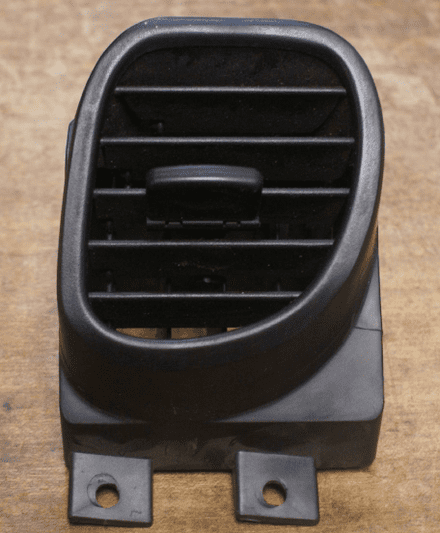 1997-04 Dash Vent LH,GM 10406515,Used