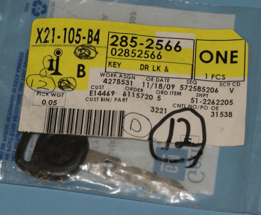 19972004 12 Corvette C5 Double Sided VATS Key Code 12 6 01 GM 2852566 New