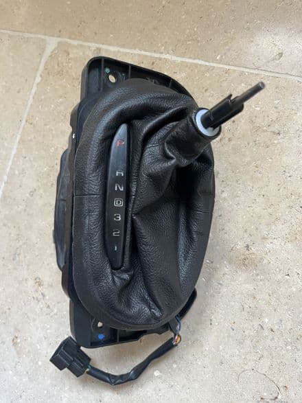 1997-2004 C5 GM OEM Auto trans SHIFTER Assembly used very good