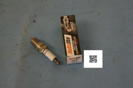 1997-2004 Corvette C5 AutoLite Spark Plugs, APP104, New In Box