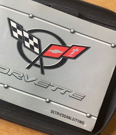 1997 GM 97-99 German C5 Corvette Manual in Leather Folder only for Owner's Manual m-98 (1)