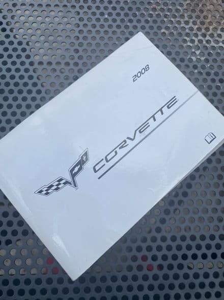 2008 GM OEM 2008 C6 Corvette Owner's Manual OM-08