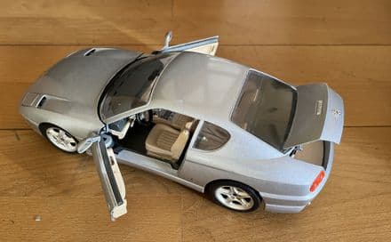 BURAGO die-cast metal 1/18 scale 1992 FERRARI 456 GT USED N0 box 3036.