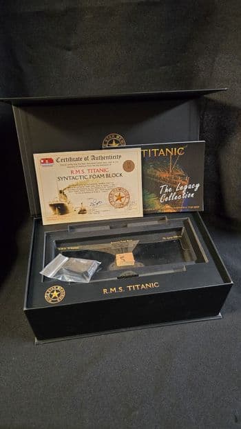 RMS Titanic, Legacy set 18 of 30 , Syntactic Foam Block