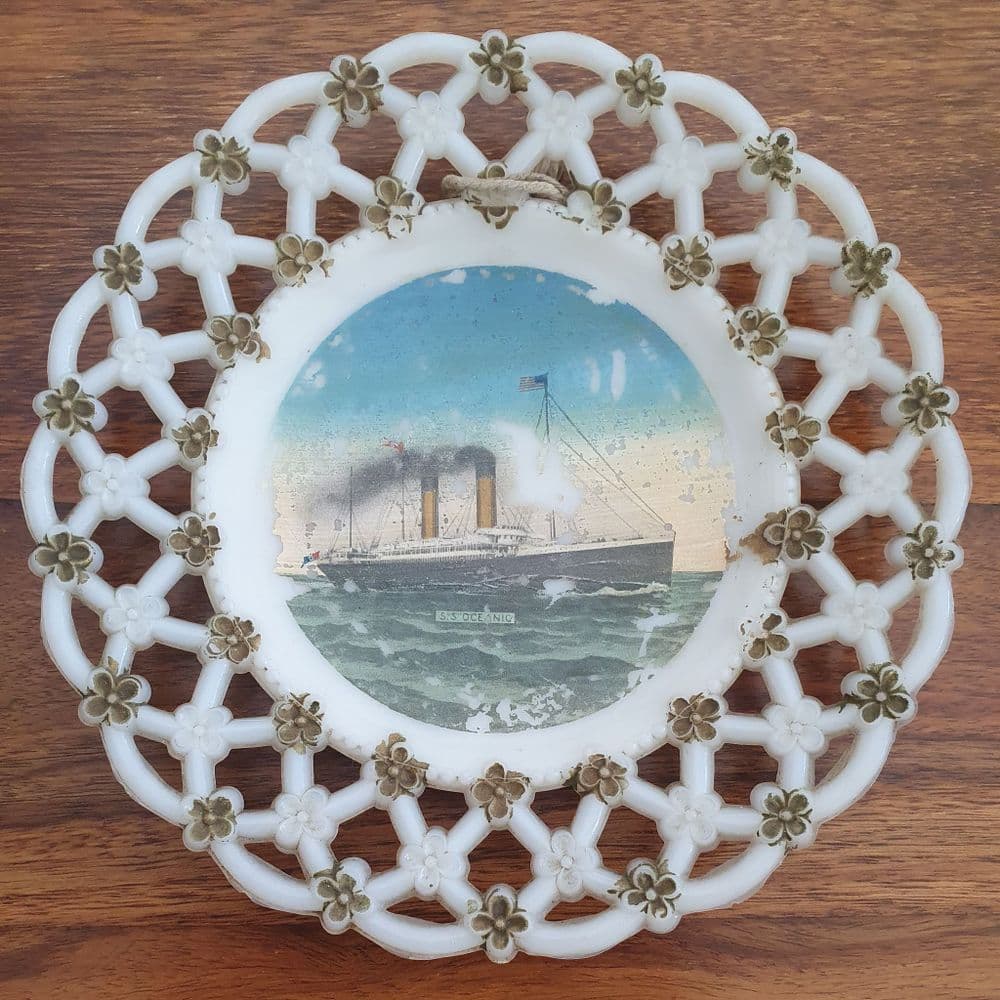 Top Ribbon Plate White Star Line RMS Oceanic Ribbon Plate
