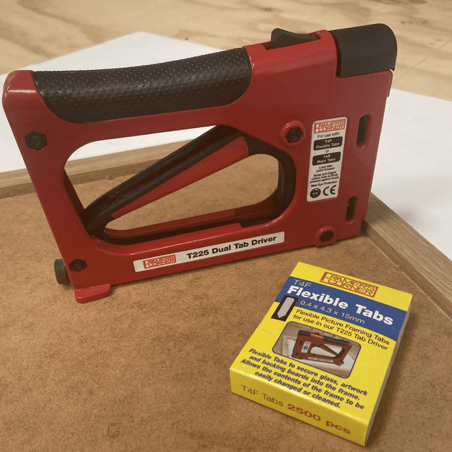 Special Offer | Tab Gun T225 & 5,000 Flex Tabs | UK Framing Supplies