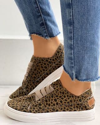 Cheetah Solid Lace-Up Casual Sneakers