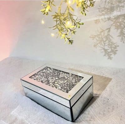 Hanyial Diamond Glass Mirrored Jewelry Box