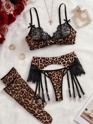 Leopard Print Contrast Lace Lingerie Set With Gloves