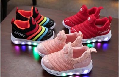 New Fashion Children Led Shoes Luminous Sneakers for Baby Girls Non-slip Glowing Shoes Boys Breathab