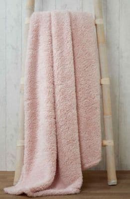 SOFT AND COSY TEDDY BLANKET THROW BLUSH