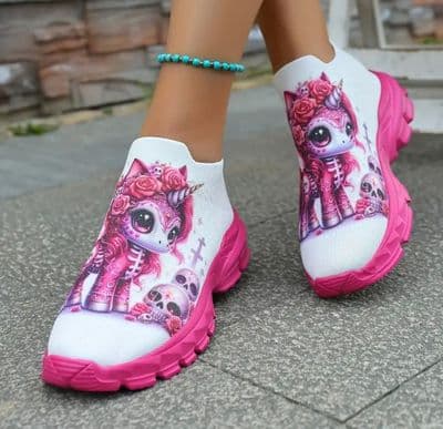 Women's Lightweight Casual Sneakers with Cartoon Cat & Floral Skull Design